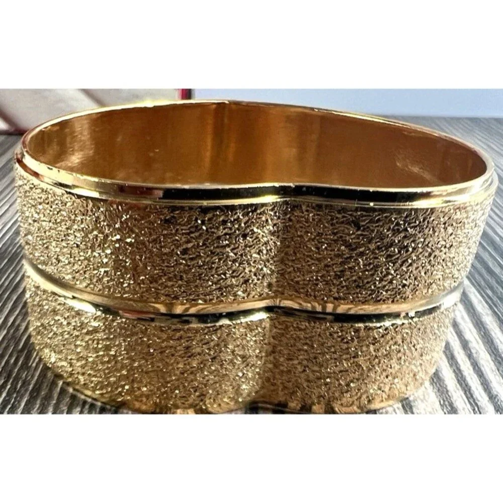 Vintage Set of 6 Brass Heart Napkin Rings in Original Box